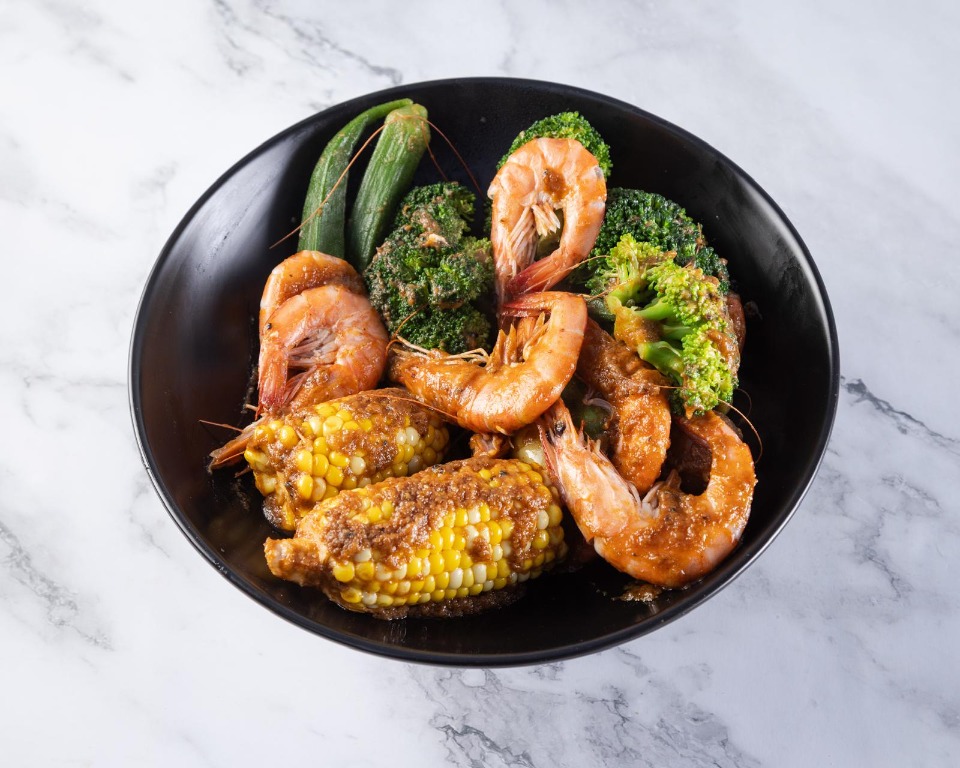 Shrimp and corn boil