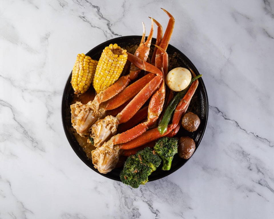 Snow crab platter